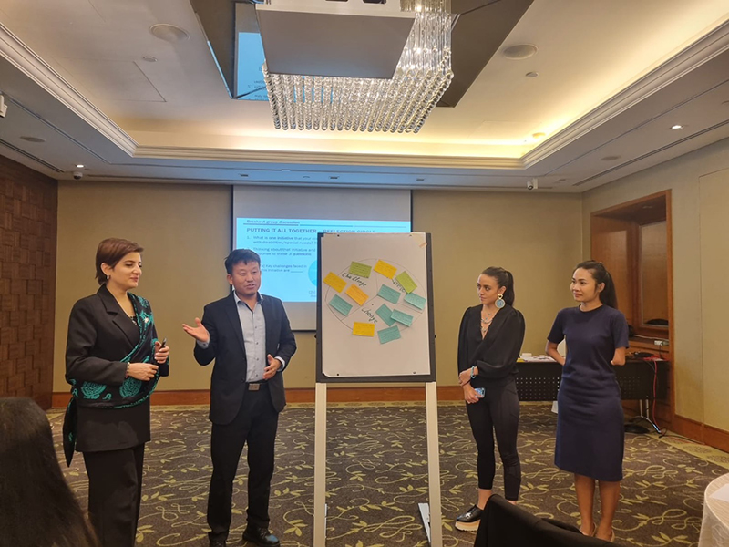 Ms. Siriporn Praserdchat, APCD Logistics Officer (on right hand side), presented group discussion with her course mates regarding the initiative activity.