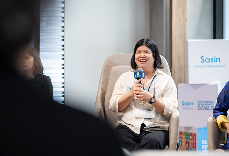 Ms. Supaanong (NuNu) Panyasirimongkol, APCD Staff with autism and Networking & Collaboration Officer, share her experience and knowledge on Inclusive Employment and recommendations.