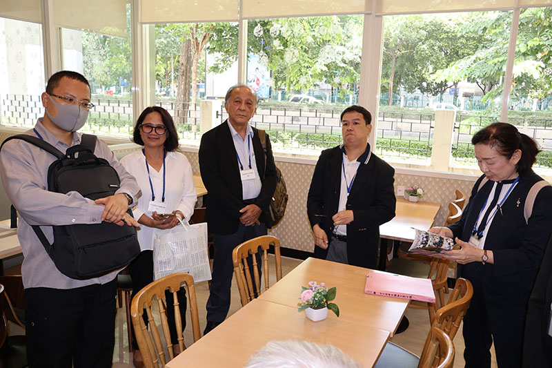 Delegates visited the “APCD 60+ Bakery & Chocolate Café and APCD 60+ Kitchen by CP project to observe disability-inclusive business initiatives in action and the study tour was led by Ms. Hiroko Itako, JOCV at APCD.
