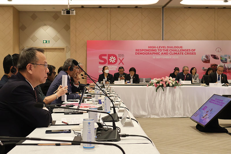 Mr. Piroon, Mr. Somchai, and Ms. Nongnuch took part in strategic discussions with national and international leaders at High-Level official Meeting together with high-level officials, UN agencies, embassies, and international organizations.