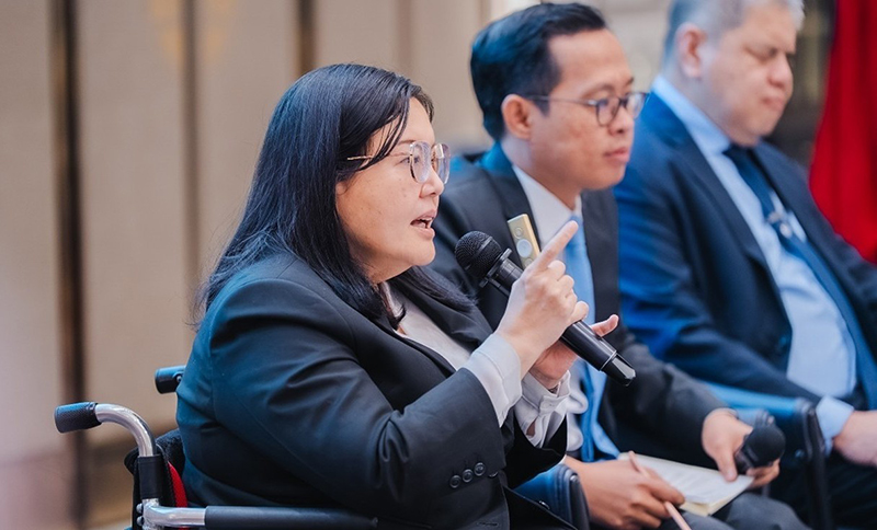 Asst. Prof. Dr. Arunee Limmanee, Disability Inclusive Employment and Business policy expert, presented on the employment situation of persons with disabilities in Thailand.