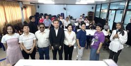 Group photo of participants, resource persons and organizer