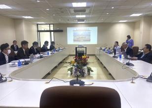 เจ้าหน้าที่ ศพอ. และคณะผู้แทน JICA ประเทศไทย และศูนย์พัฒนาระหว่างประเทศของญี่ปุ่น (IDCJ) ได้ร่วมหารือถึงผลสัมฤทธิ์ของการอบรมฯที่ผ่านมาและผลลัพธ์ของหลักสูตรการฝึกอบรม TCTP เรื่อง DIDRR 